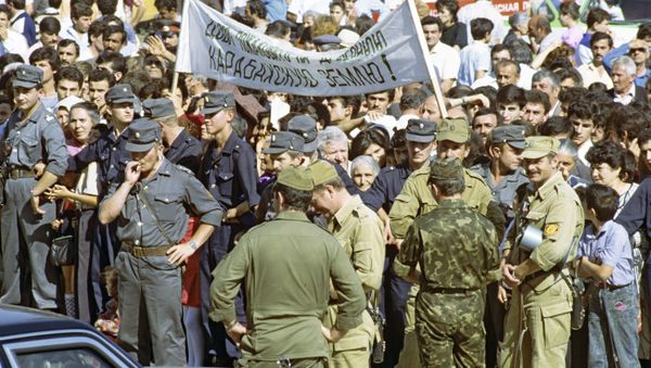 Митинг в Ханкенди, 21 сентября 1991 года, фото из архива Митинг в Ханкенди, 21 сентября 1991 года, фото из архива - Sputnik Азербайджан