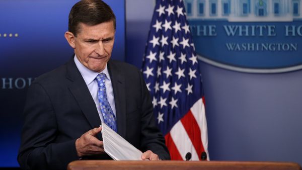 Советник президента США по национальной безопасности Майкл Флинн - Sputnik Азербайджан
