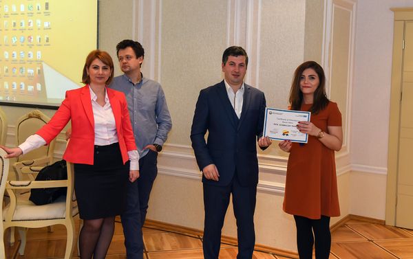 Тренинг для представителей азербайджанских СМИ по дате-журналистике - Sputnik Азербайджан