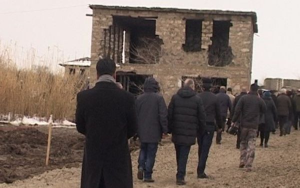 Аккредитованные в Азербайджане дипломатические представители и руководители международных организаций посетили село Джоджуг Мерджанлы - Sputnik Азербайджан