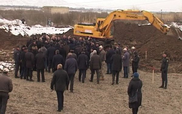 Аккредитованные в Азербайджане дипломатические представители и руководители международных организаций посетили село Джоджуг Мерджанлы - Sputnik Азербайджан
