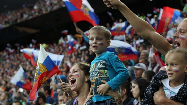 Российские футбольные болельщики, фото из архива - Sputnik Азербайджан