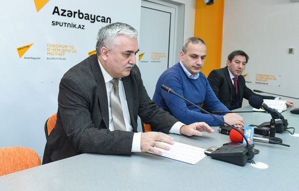 Пресс-конференция на тему Каким будет курс маната в ближайшее время - Sputnik Азербайджан