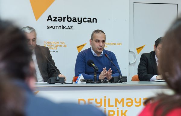 Пресс-конференция на тему Каким будет курс маната в ближайшее время - Sputnik Азербайджан