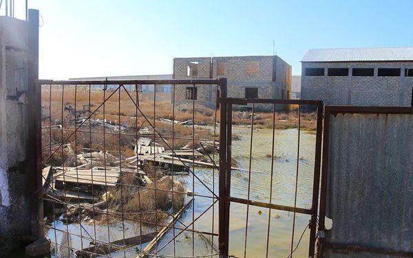 В поселке Ашагы Гюздек Абшеронского района произошел разлив озера Дашагиль - Sputnik Азербайджан