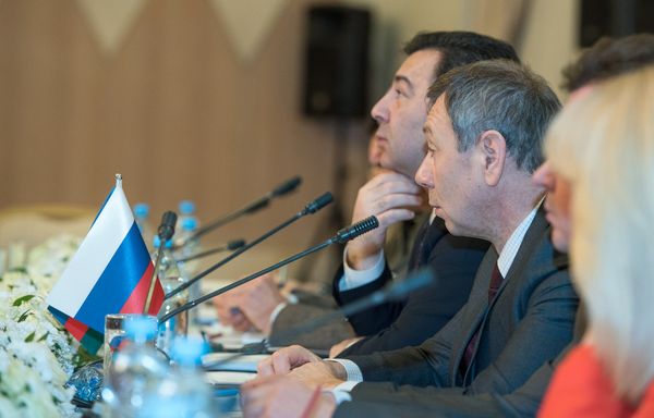 Конференция Россия и Азербайджан: 25 лет сотрудничества и развития - Sputnik Азербайджан