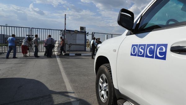 Автомобили миссии ОБСЕ, фото из архива - Sputnik Азербайджан