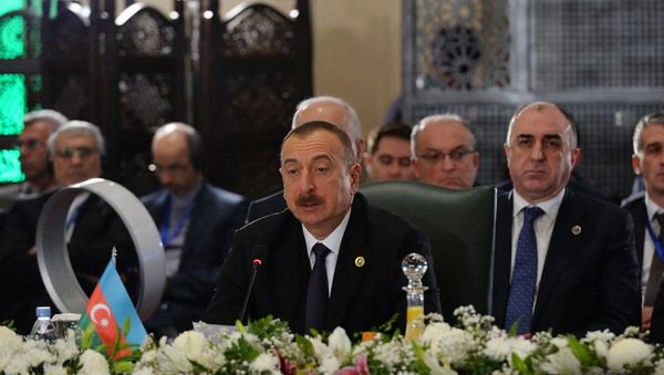 Выступление президента Ильхама Алиева на XIII Саммите Организации экономического сотрудничества - Sputnik Азербайджан