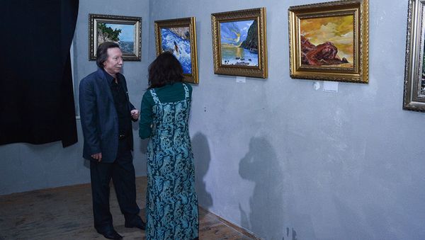 Открытие первой персональной выставки Щетинкина - Sputnik Азербайджан