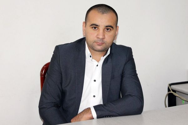Дорогу только молодым: почему женщинам старше 35 работу в Азербайджане не найти - Sputnik Азербайджан