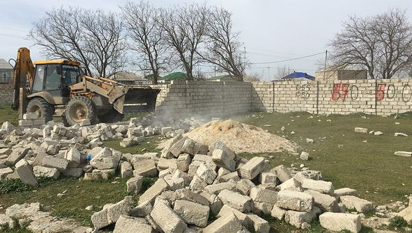 В ходе мониторинга было выявлено начатое самовольное строительство на 25 гектарах земель сельскохозяйственного назначения - Sputnik Азербайджан