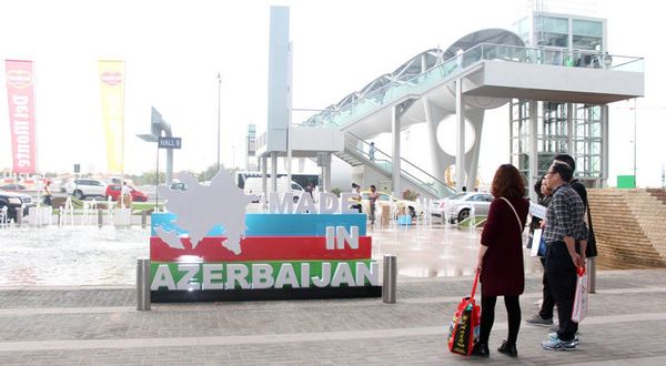 Стенд Made in Azerbaijan на павильоне выставки Gulfood 2017 - Sputnik Азербайджан