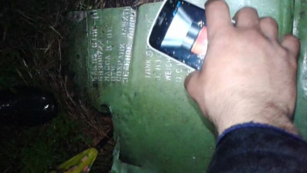 Кадры с места крушения самолета ВВС Сирии - Sputnik Азербайджан