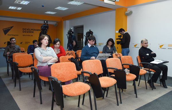 Пятьдесят первое заседание клуба политологов Южный Кавказ - Sputnik Азербайджан
