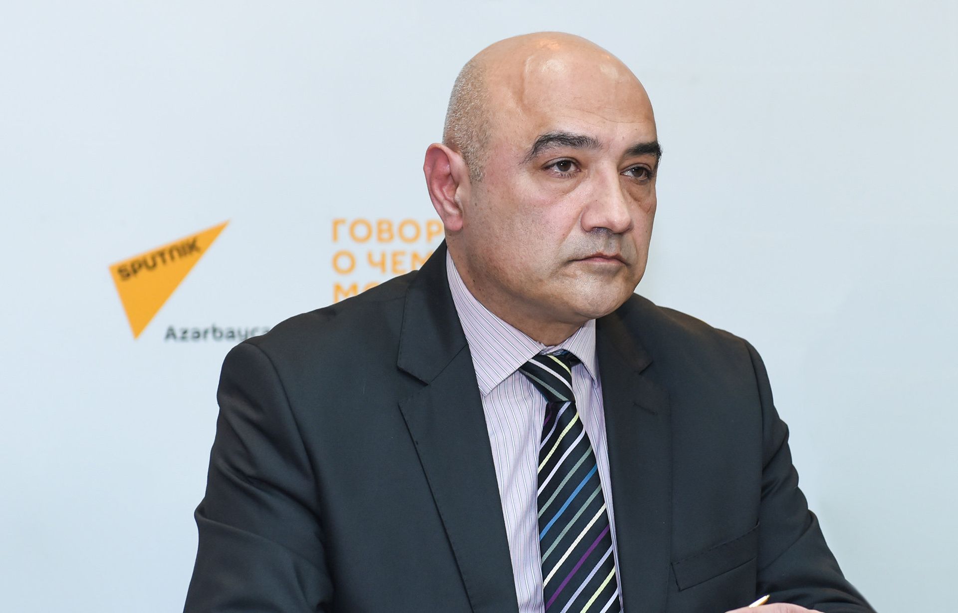 Политолог Тофик Аббасов - Sputnik Азербайджан, 1920, 27.04.2024