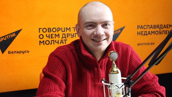 Белорусский композитор Евгений Олейник - Sputnik Азербайджан