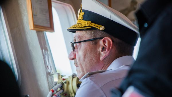 Начальник Управления боевой подготовки ВМФ РФ контр-адмирал Виктор Кочемазов - Sputnik Азербайджан