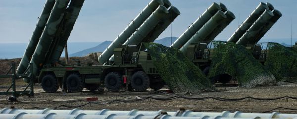 Зенитно-ракетный комплекс С-400 Триумф - Sputnik Азербайджан