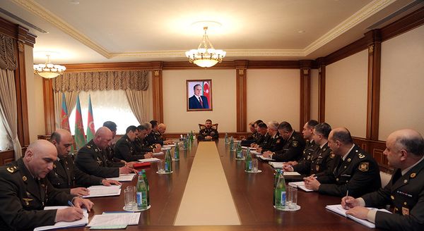 Встреча министра обороны АР Закира Гасанова с заместителями командиров по работе с личным составом   - Sputnik Азербайджан
