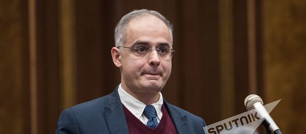 Руководитель парламентской фракции Армянский национальный конгресс Левон Зурабян - Sputnik Азербайджан