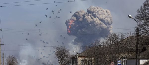 Взрывы на военной базе в Харьковской области, Украина, 23 марта 2017 года (НА ГЛАВНУЮ) - Sputnik Азербайджан