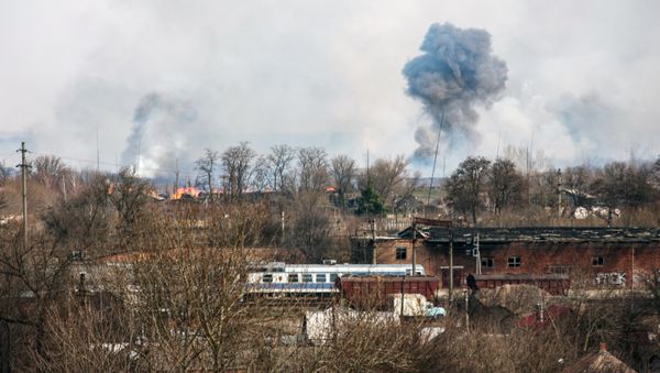 Последствия пожара на складе боеприпасов в Харьковской области - Sputnik Азербайджан