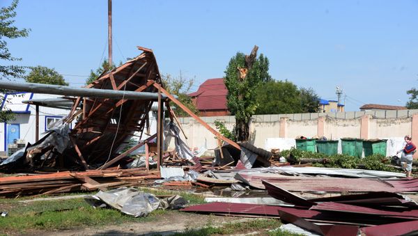 Последствия сильного ветра, фото из архива - Sputnik Азербайджан