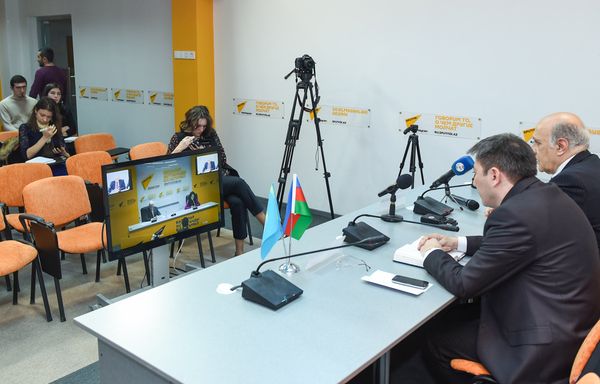 Видеомост Баку-Астана по итогам визита президента Казахстана - Sputnik Азербайджан
