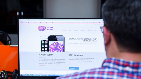 ASAN İmza saytının istifadəçisi - Sputnik Азербайджан