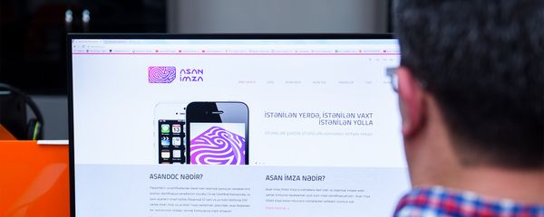 ASAN İmza saytının istifadəçisi - Sputnik Азербайджан
