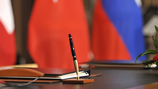Флаги Турции и России, фото из архива - Sputnik Азербайджан