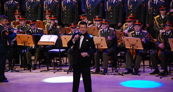 Выступление Ансамбля песни и пляски им. Александрова в Стамбуле - Sputnik Азербайджан