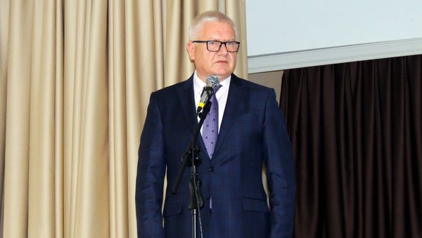 Выступление руководителя представительства Россотрудничества в Азербайджане Валентина Денисова - Sputnik Азербайджан