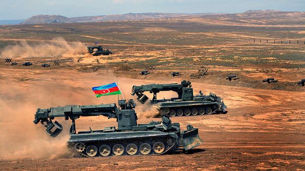 Танки армии Азербайджана, фото из архива - Sputnik Азербайджан