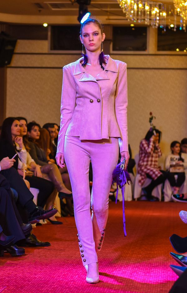 Весенний модный показ Baku Fashion Night 2017 - Sputnik Азербайджан