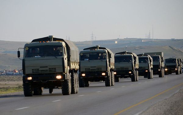 В соответствии с планом проведения учений войска выполняют боевые задачи - Sputnik Азербайджан