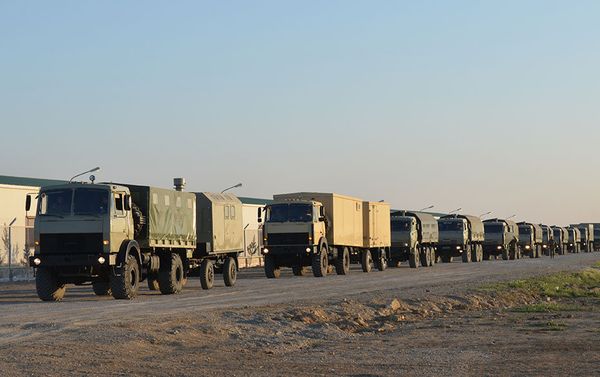 В соответствии с планом проведения учений войска выполняют боевые задачи - Sputnik Азербайджан