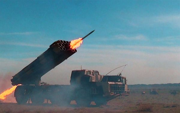 В ходе широкомасштабных учений проведен этап боевой стрельбы - Sputnik Азербайджан