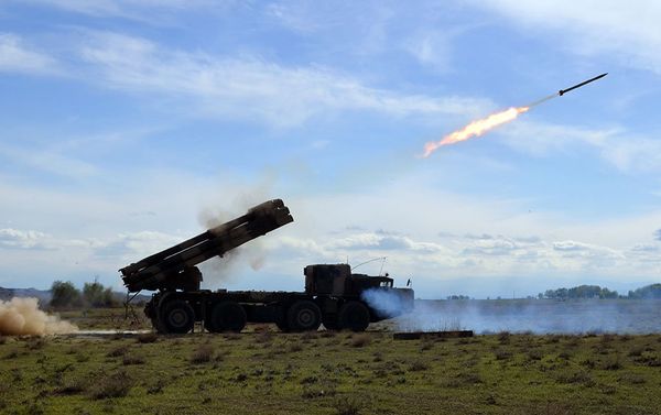 В ходе широкомасштабных учений проведен этап боевой стрельбы - Sputnik Азербайджан