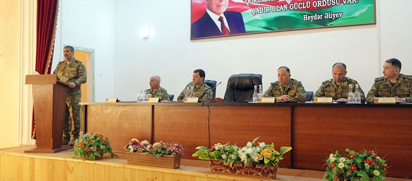 В прифронтовой зоне проведено расширенное заседание коллегии Министерства обороны - Sputnik Азербайджан