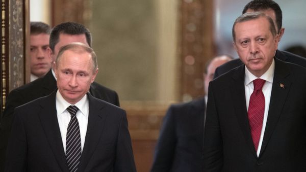 Президент РФ Владимир Путин и президент Турции Реджеп Тайип Эрдоган, 10 марта 2017 годп - Sputnik Азербайджан