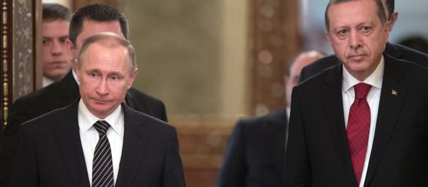 Президент РФ Владимир Путин и президент Турции Реджеп Тайип Эрдоган, 10 марта 2017 годп - Sputnik Азербайджан