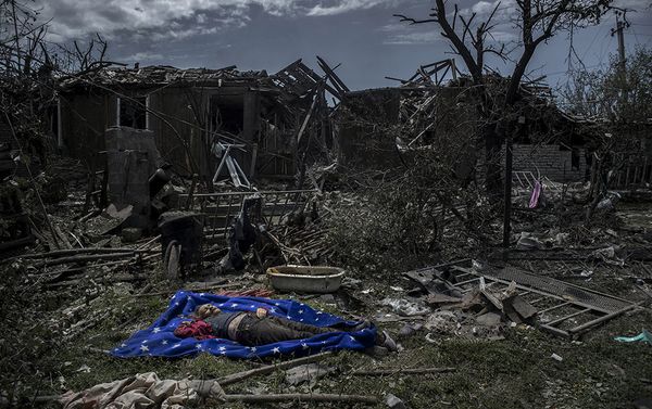Фотопроект фотографа Валерия Мельникова Черные дни Украины - Sputnik Азербайджан