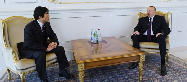 Президент Ильхам Алиев принял верительные грамоты новоназначенного посла Японии в Азербайджане - Sputnik Азербайджан