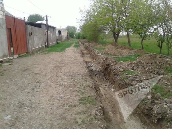 Местные жители называют эту территорию – дома возле заправки Вахида или дворы между Говлар и Гушчу - Sputnik Азербайджан