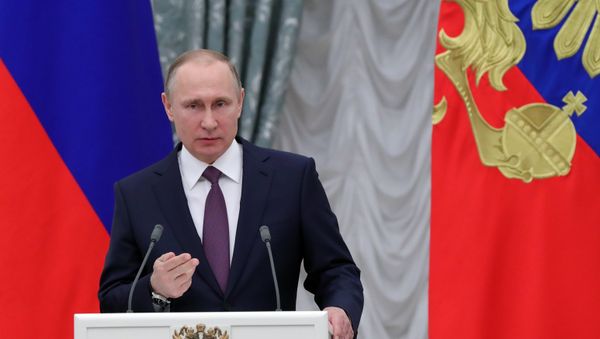 Президент РФ Владимир Путин - Sputnik Азербайджан