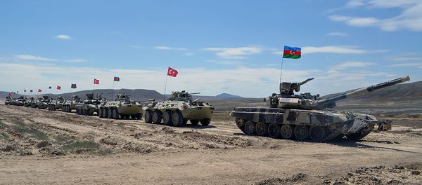 Azərbaycan-Türkiyə birgə döyüş atışlı taktiki təlimləri başlayıb - Sputnik Азербайджан