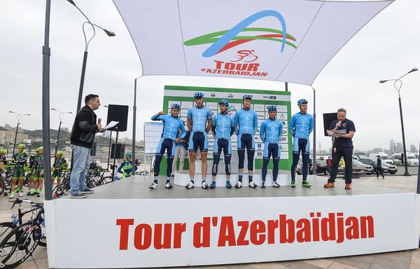 В Баку стартовал велотур Tour d’ Azerbaijan-2017 - Sputnik Азербайджан