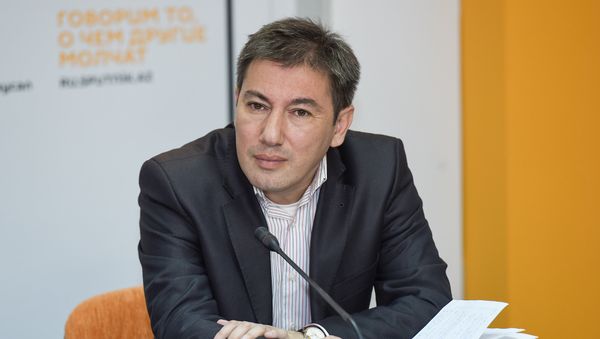 Политолог Ильгар Велизаде - Sputnik Азербайджан
