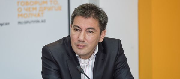 Политолог Ильгар Велизаде - Sputnik Азербайджан